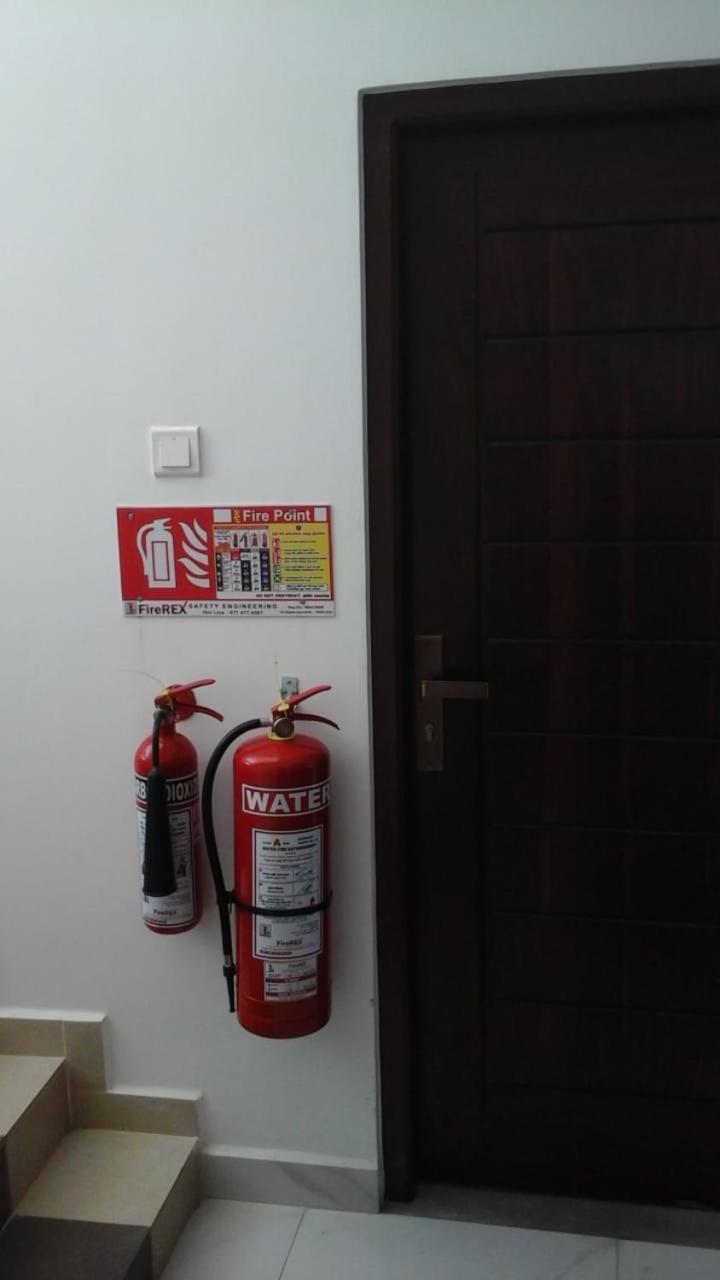 Apartment Near Colombo Airport *