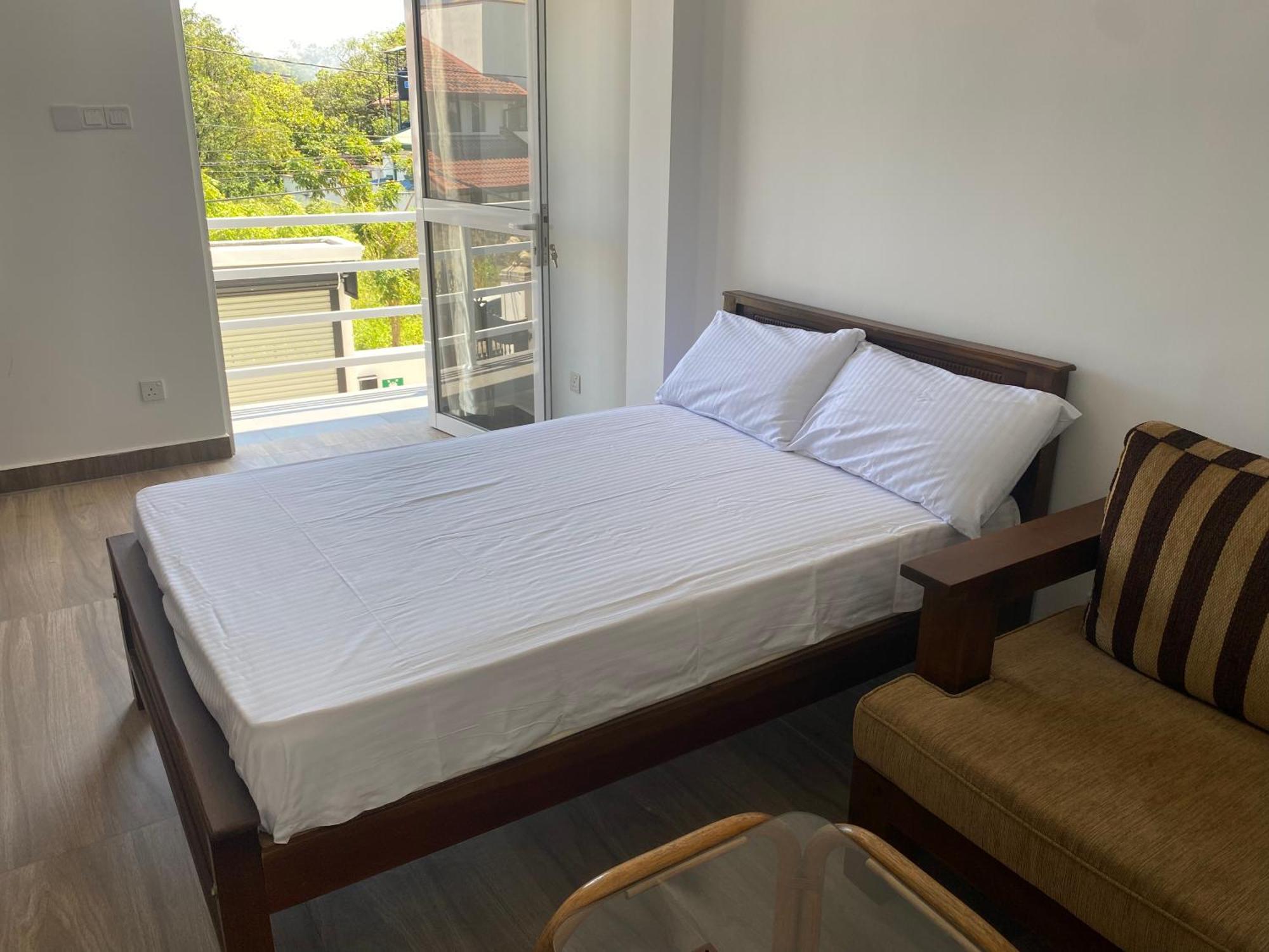 Near Colombo Airport Apartment Katunayaka