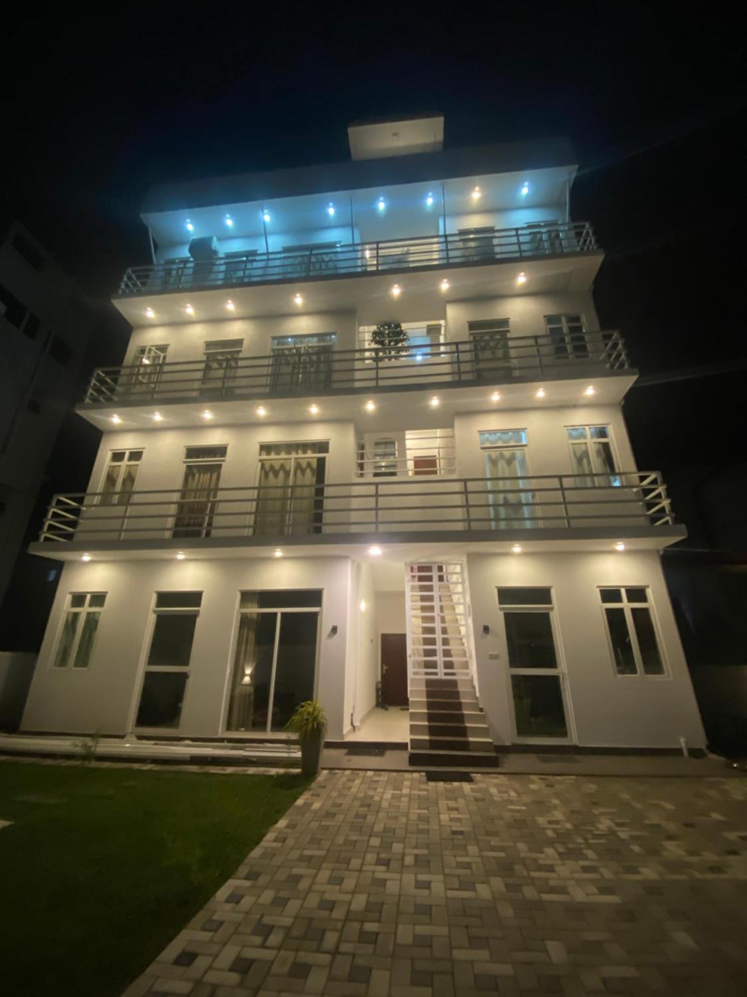 Near Colombo Airport Apartment
