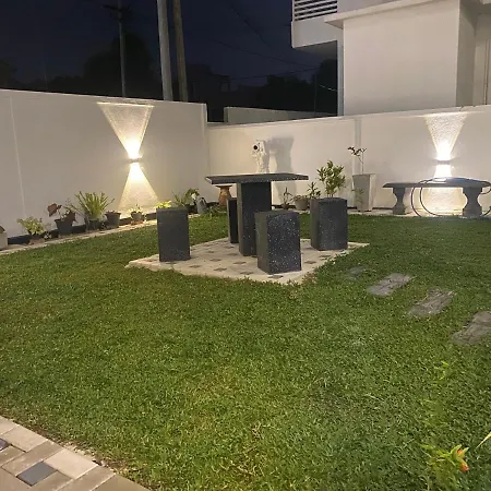 Apartment Near Colombo Airport Katunayaka Exterior photo