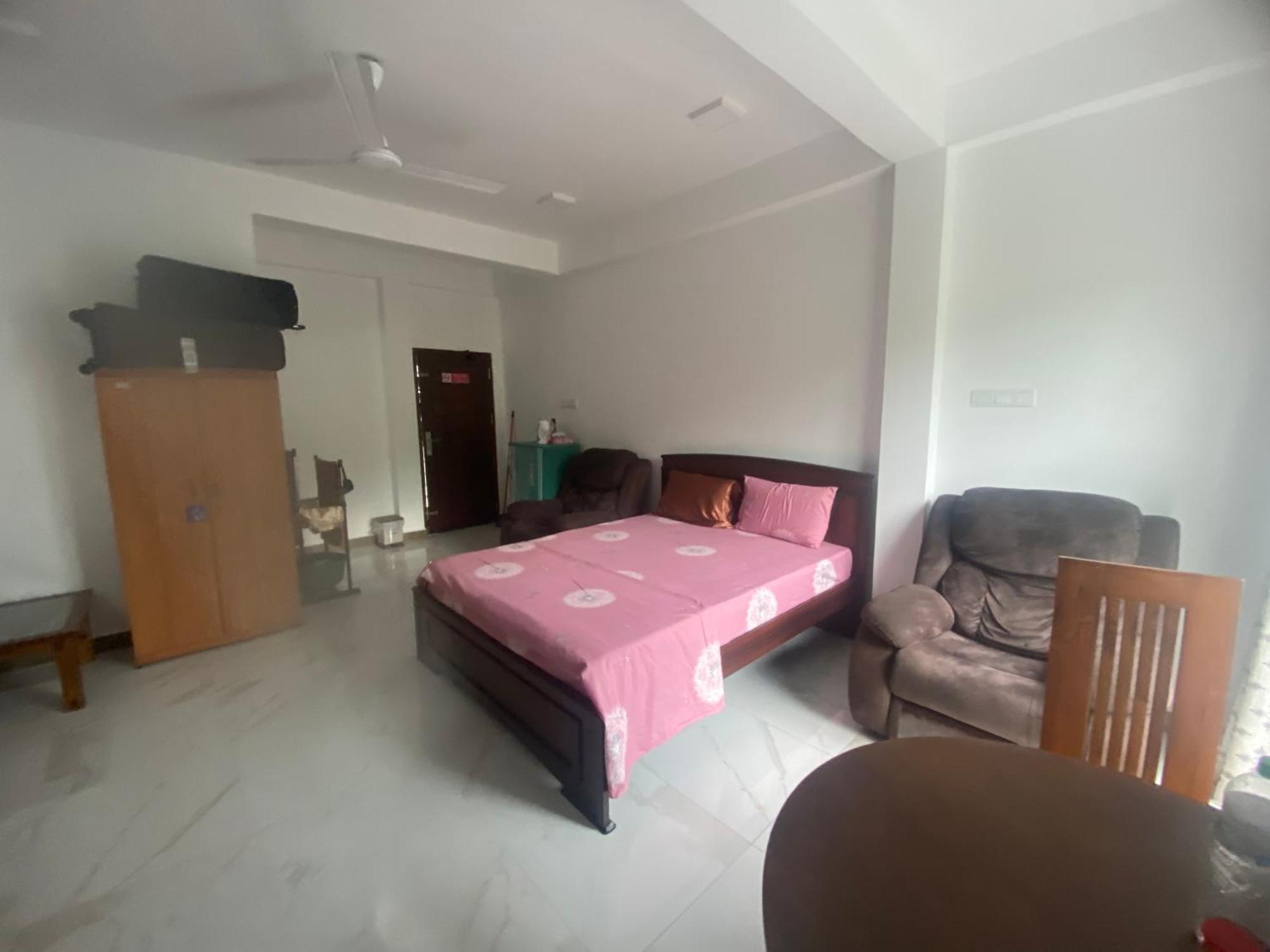 Near Colombo Airport अपार्टमेंट Katunayake